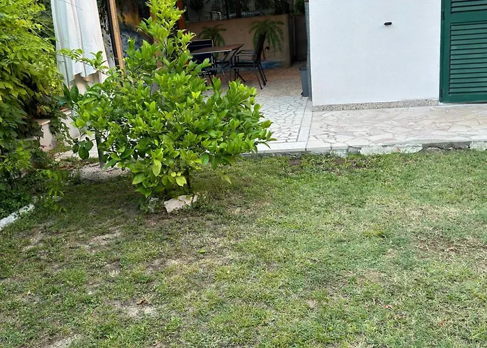 Apartamento Valentinas Garden Split